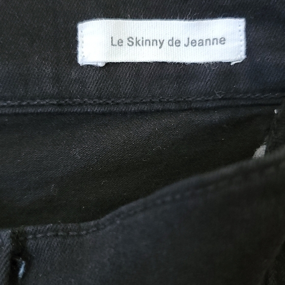 Frame | Le Skinny de Jeanne Distressed Black Jeans Size 24 - Picture 6 of 6